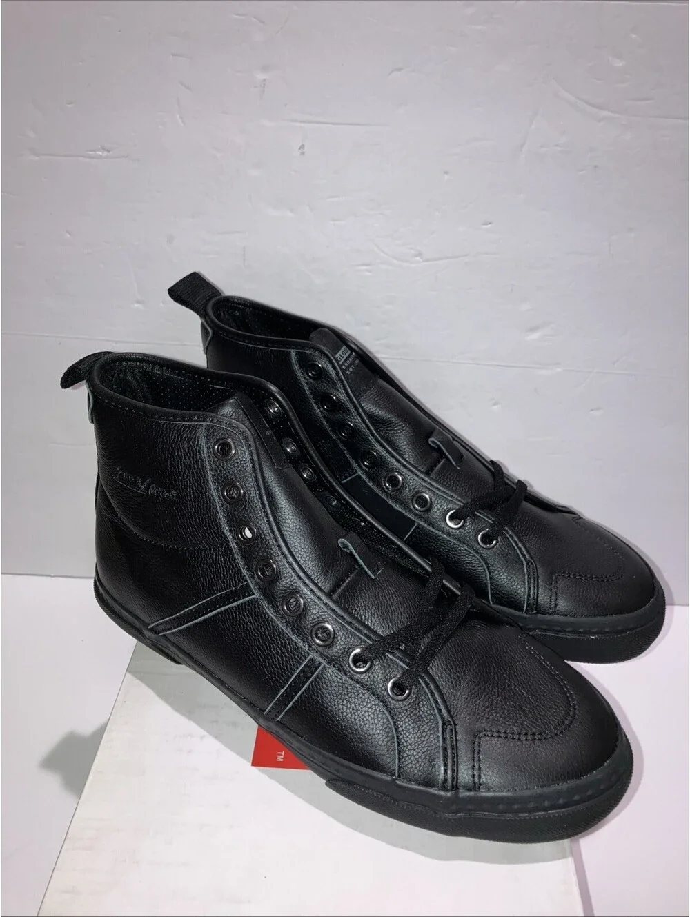 Globe Men's Los Angered II Skate Shoe Black Montano Men’s 8 US NEW